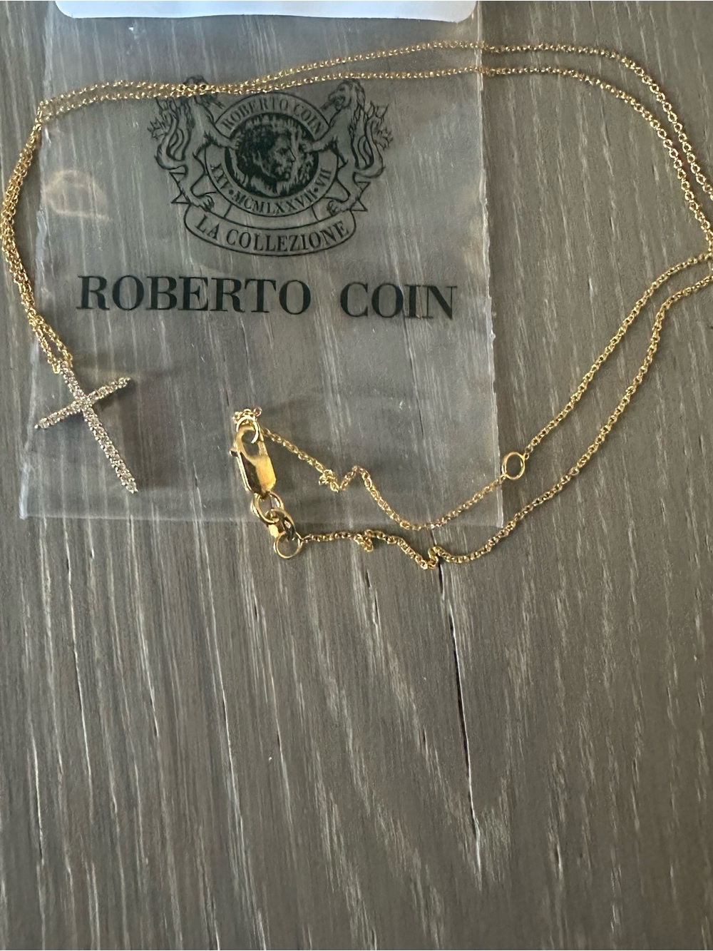 Roberto Coin 18K Yellow Gold Necklace with Pavé Diamond Cross Pendant